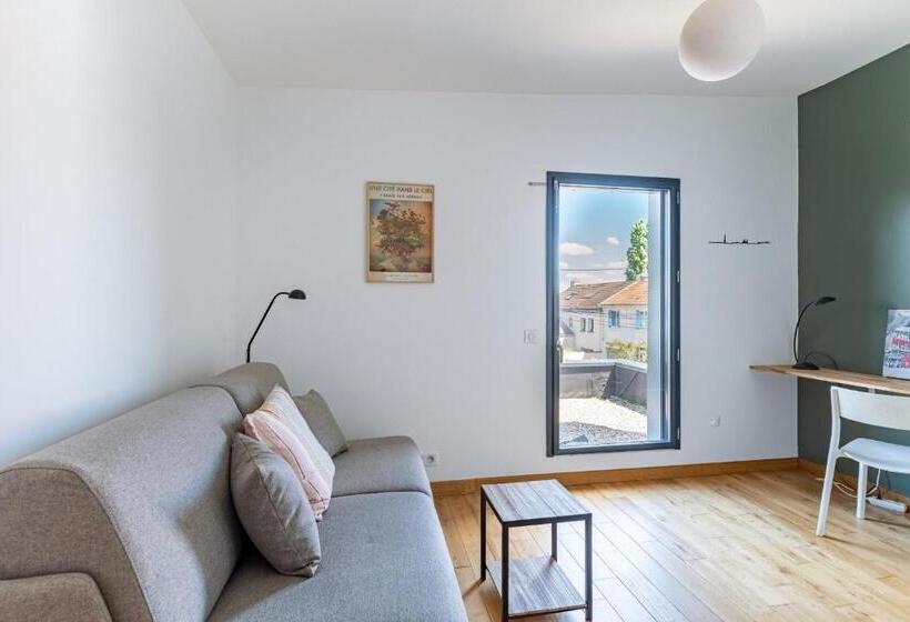 Belle Maison Familiale Contemporaine Avec Piscine