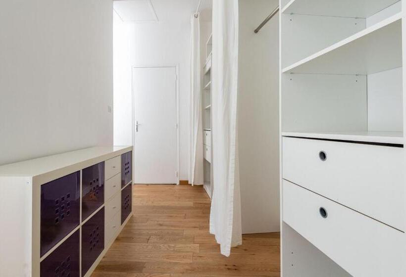 Belle Maison Familiale Contemporaine Avec Piscine