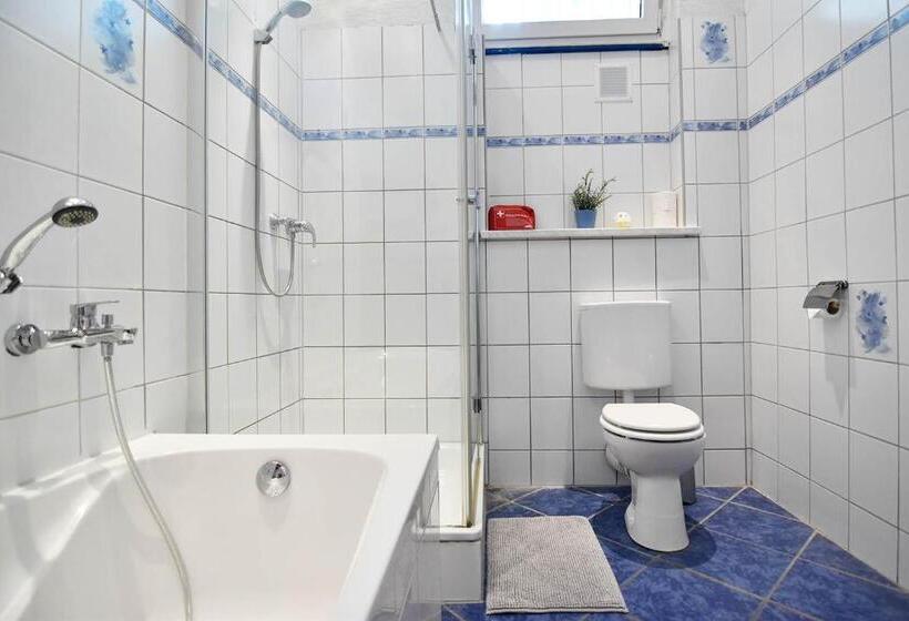 Boardinghouse In Cologne Free Wifi