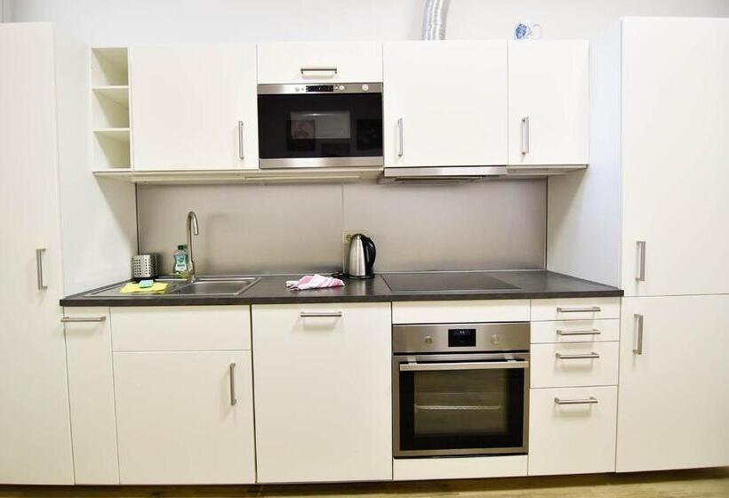 Boardinghouse In Cologne Free Wifi