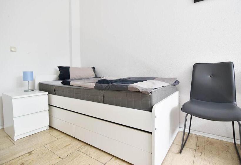 Boardinghouse In Cologne Free Wifi