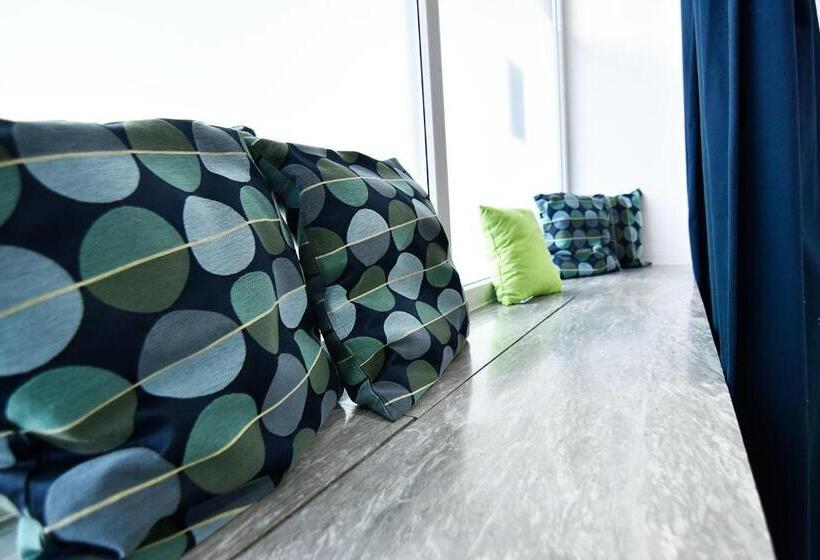 Boardinghouse In Cologne Free Wifi