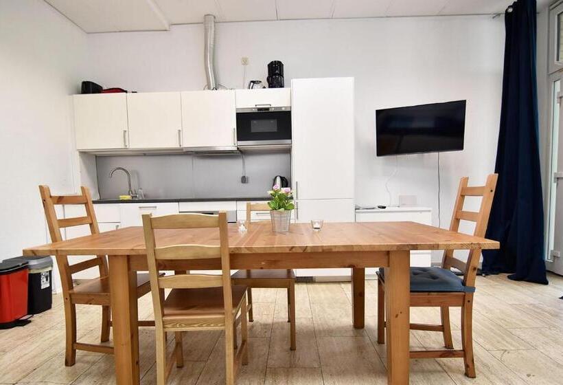 Boardinghouse In Cologne Free Wifi