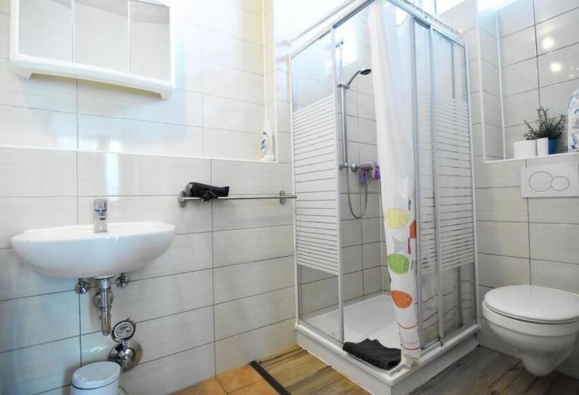 Boardinghouse In Cologne Free Wifi