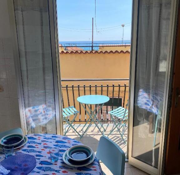 Casa Enza: Appartamento A Un Passo Dal Mare