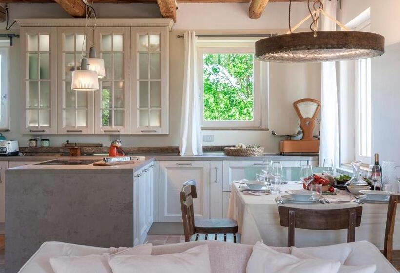 Casa Pilar 4&1, Emma Villas