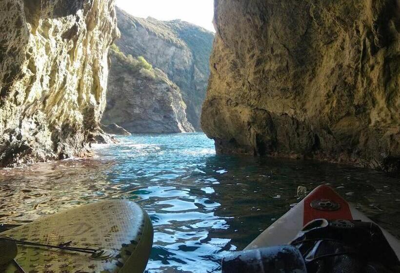 Charmant Studio Neuf à 150m De La Mer