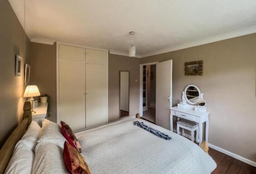 Charming Cottage Within Farmhouse