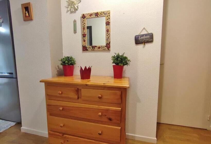 Chez Jacques Et Christine, Charmant T2 Bis, Parking Gratuit, Proche Thermes, Wifi, 4 Personnes