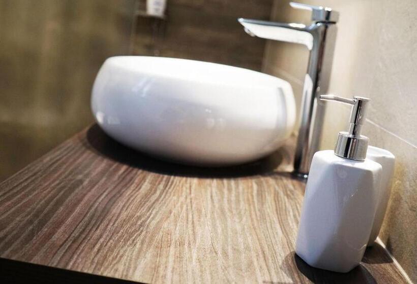 Hidden Terrace With Lake View