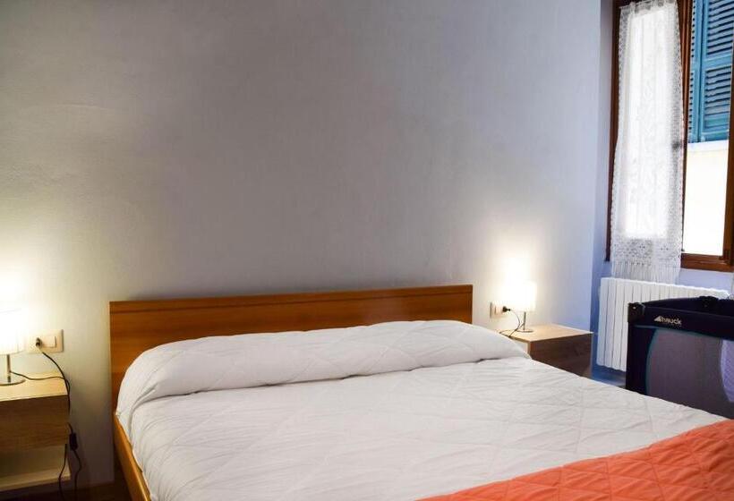 Hidden Terrace With Lake View