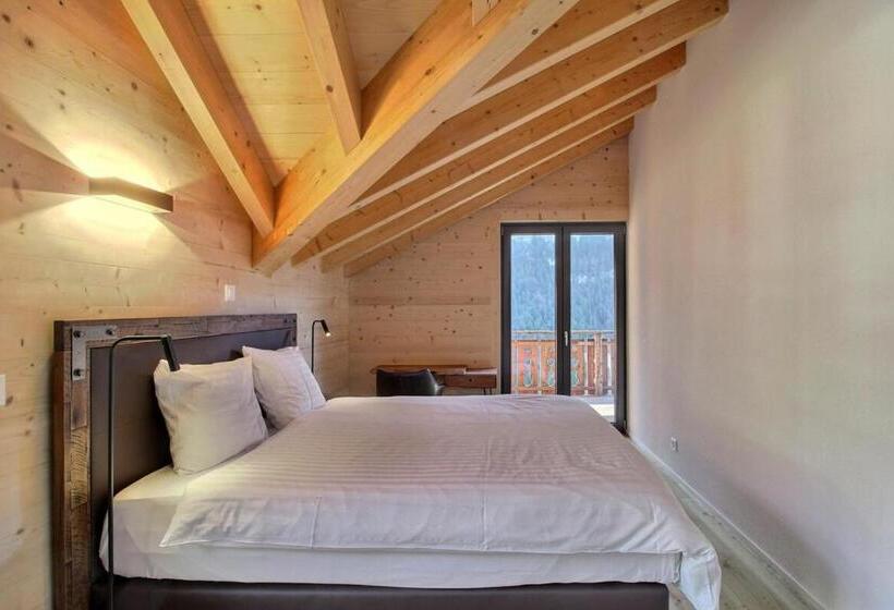 Source 24 Penthouse Spectacular View