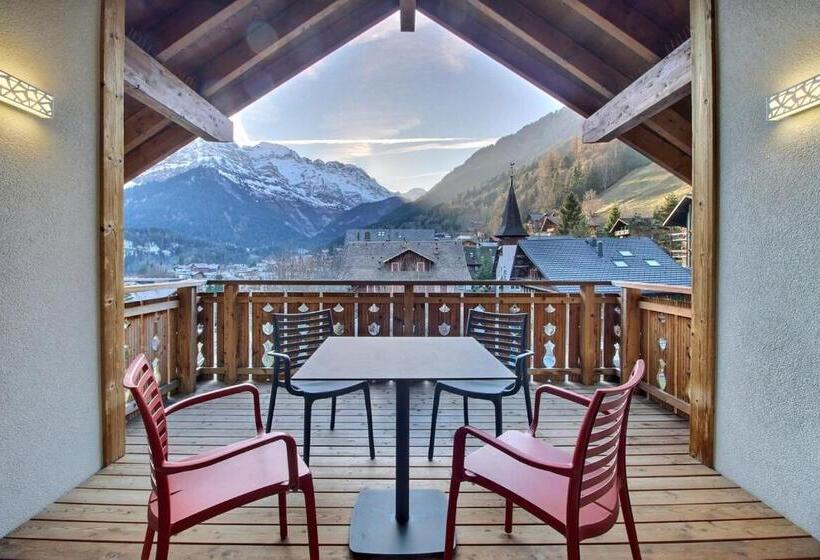 Source 24 Penthouse Spectacular View