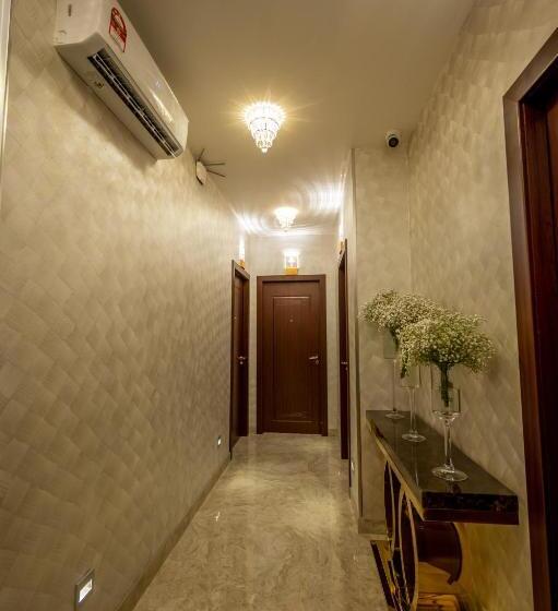 فندق A Residence @ Between Hilton & Cititel