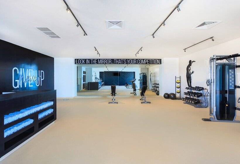 ホテル Courtyard By Marriott Mazatlan Beach Resort