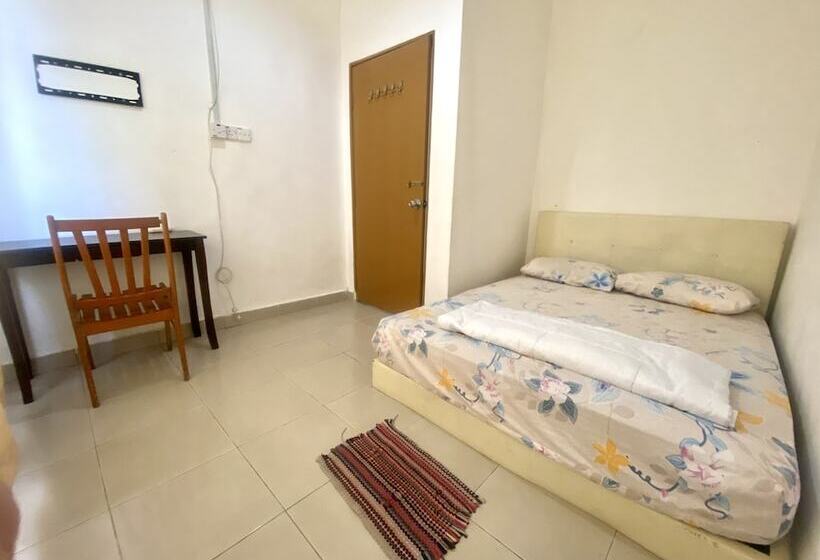 فندق Oyo Home 90382 Chaah Homestay 2