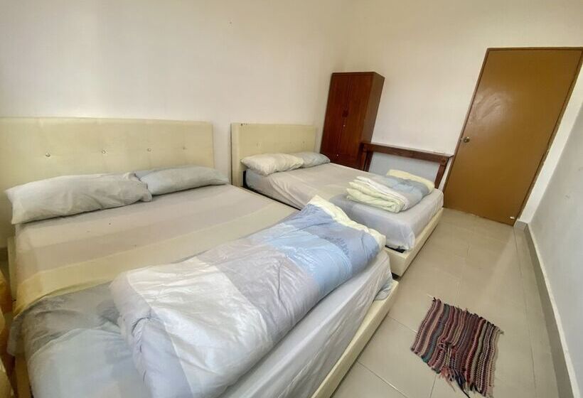 فندق Oyo Home 90382 Chaah Homestay 2