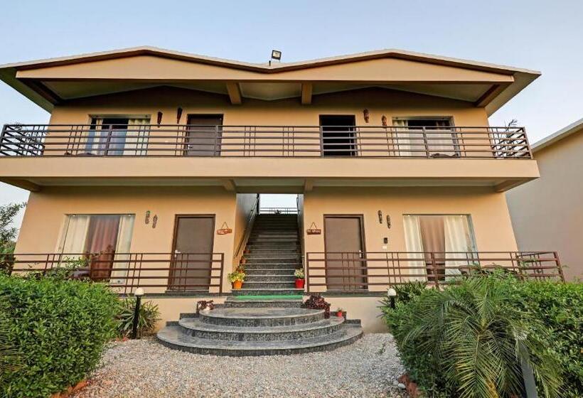 Hotel Treebo Kaira Resort With Pool View, 5 Km From Jim Corbett Jungle Safari