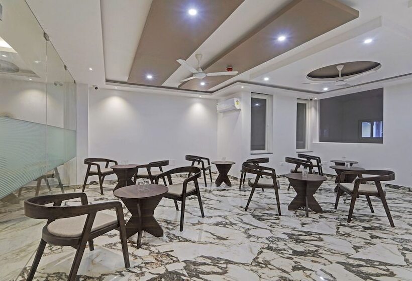 호텔 Treebo Premium Raffis  Andalusia Bay Way