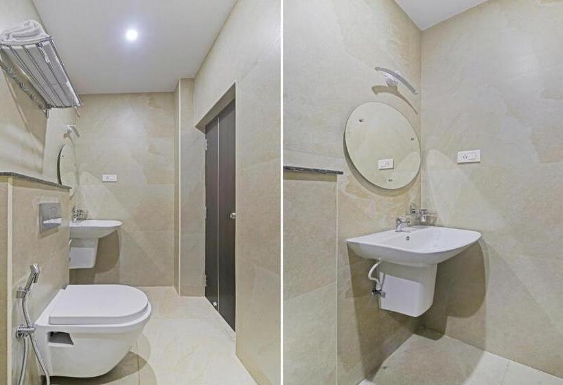 호텔 Treebo Premium Raffis  Andalusia Bay Way