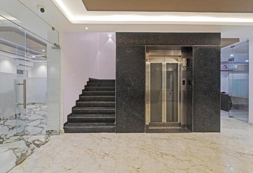 호텔 Treebo Premium Raffis  Andalusia Bay Way