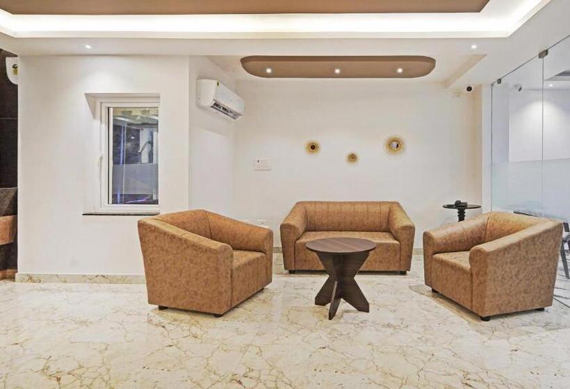 호텔 Treebo Premium Raffis  Andalusia Bay Way