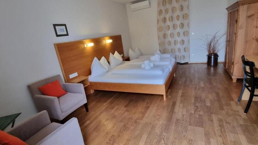 בית מלון כפרי Wirtshaus Leindl