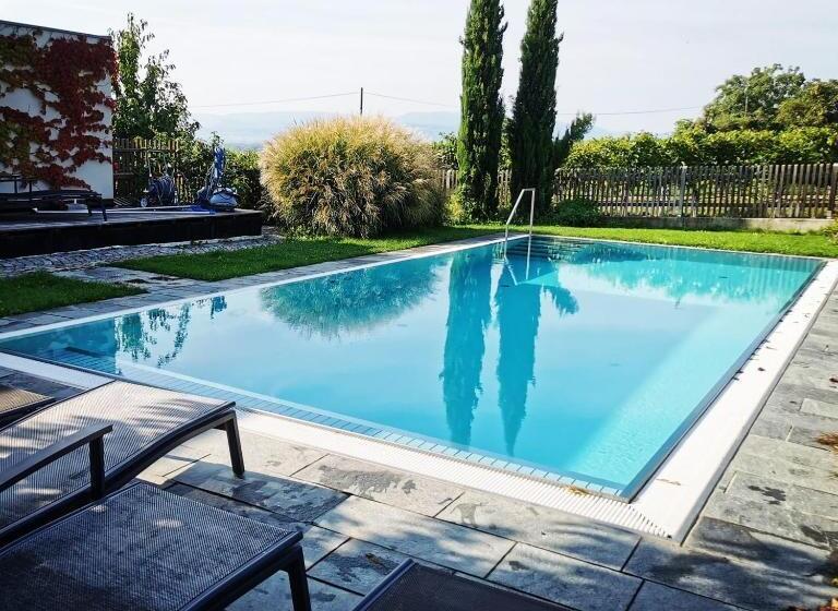 בית מלון כפרי Wirtshaus Leindl