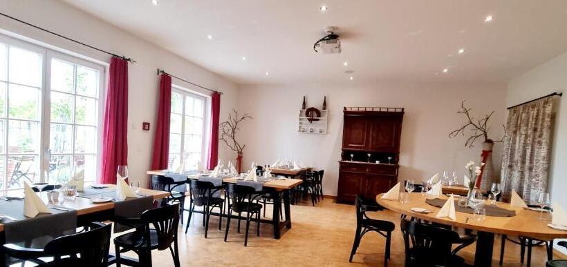 בית מלון כפרי Wirtshaus Leindl