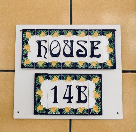 House 14b   Monopoli