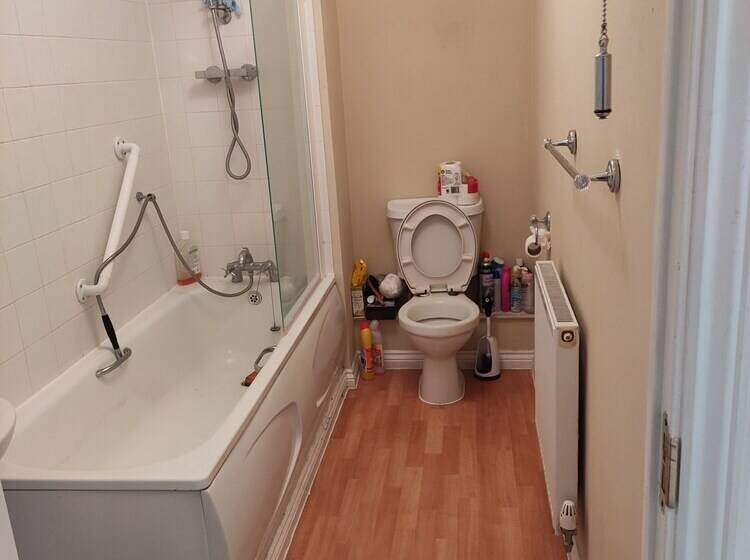 Immaculate 1 Bed Apartment In Borehamwood