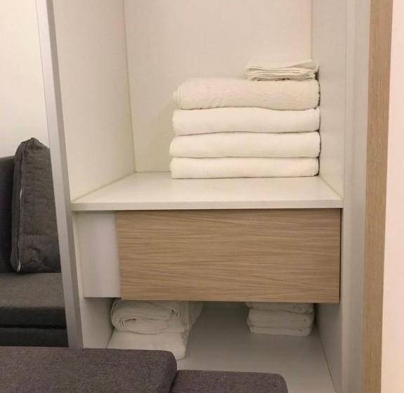 Laguna Beach Condo Resort 3 Maldives Pattaya Pool View ลากูน่า บีช คอนโด รีสอร์ต 3 พัทยา