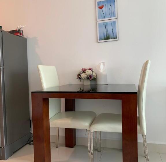 Laguna Beach Condo Resort 3 Maldives Pattaya Pool View ลากูน่า บีช คอนโด รีสอร์ต 3 พัทยา