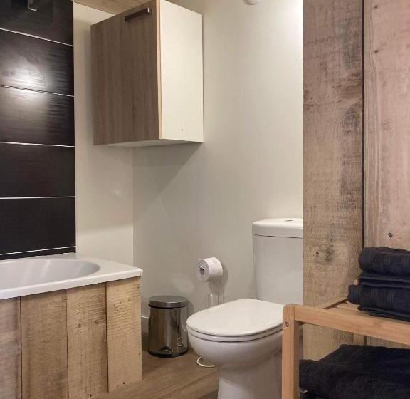 Le Carrosse, La Diligence, Centre Saint Jean De Losne Tarif 2pers 1 Chambre, Tarif 4 Pers 2 Chambres