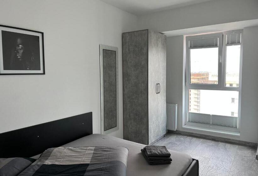 Marvelous 4 Room Penthouse Rooftop Terrace W14+w15