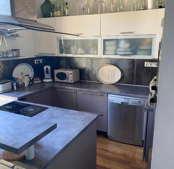 Modern House In Central With Pool