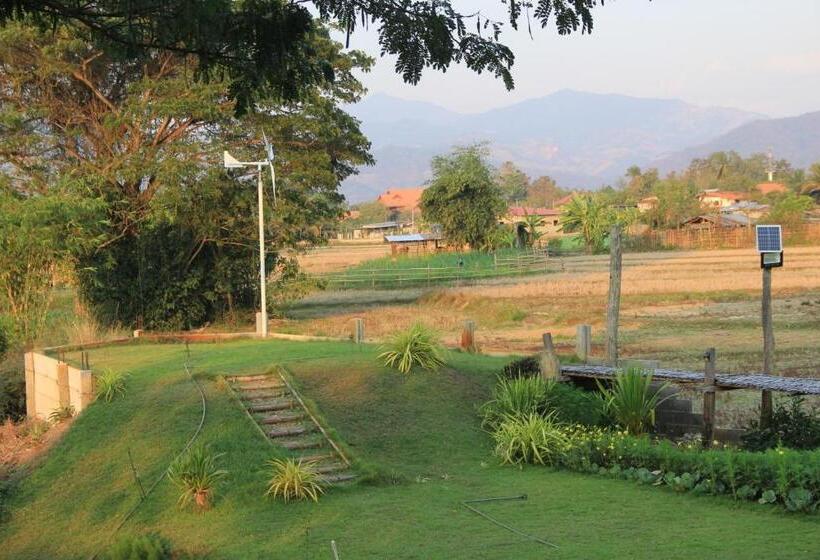 ペンション เฮือนกว่าง