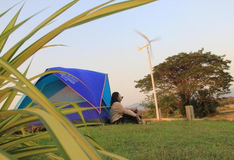 ペンション เฮือนกว่าง