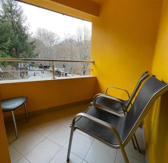 Pensiunea Izvoare Olanesti 3