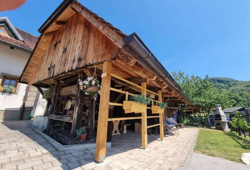 Počitniška Hišica žagar