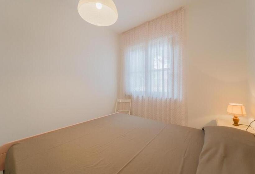 Residence Baia Delle Grazie