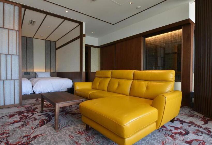 ריוקאן Toriizaki Club Sushi Auberge