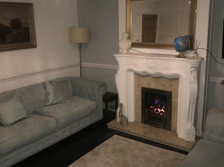 Shakespeare House Town Centre Free Parking