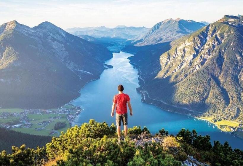 Super Central City Appartement With Free Parking