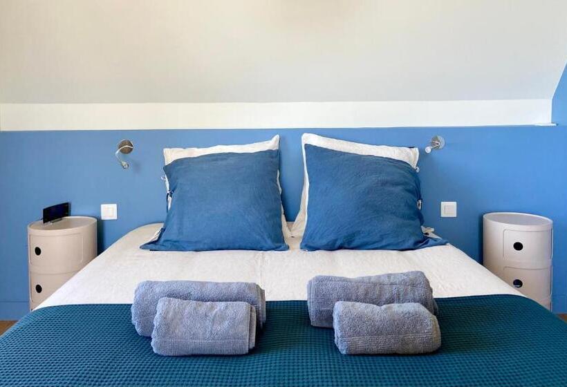 Superbe Villa Vue Sur Mer, Corniche De La Plage