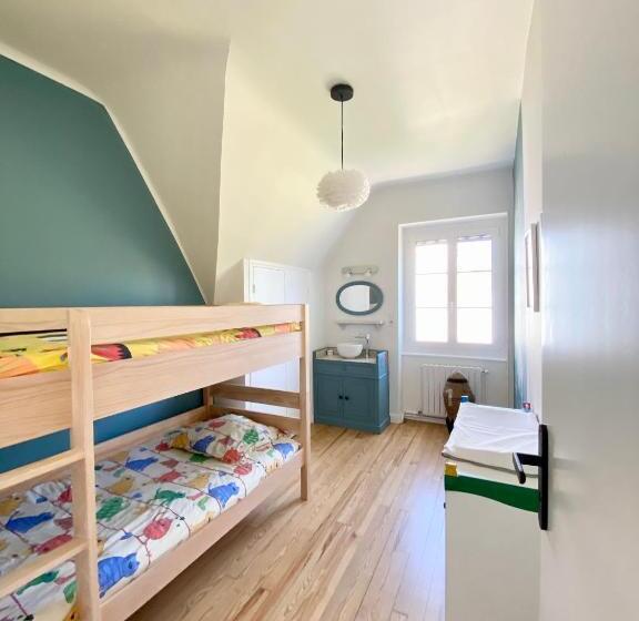 Superbe Villa Vue Sur Mer, Corniche De La Plage