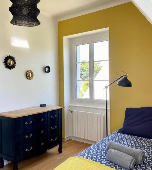 Superbe Villa Vue Sur Mer, Corniche De La Plage