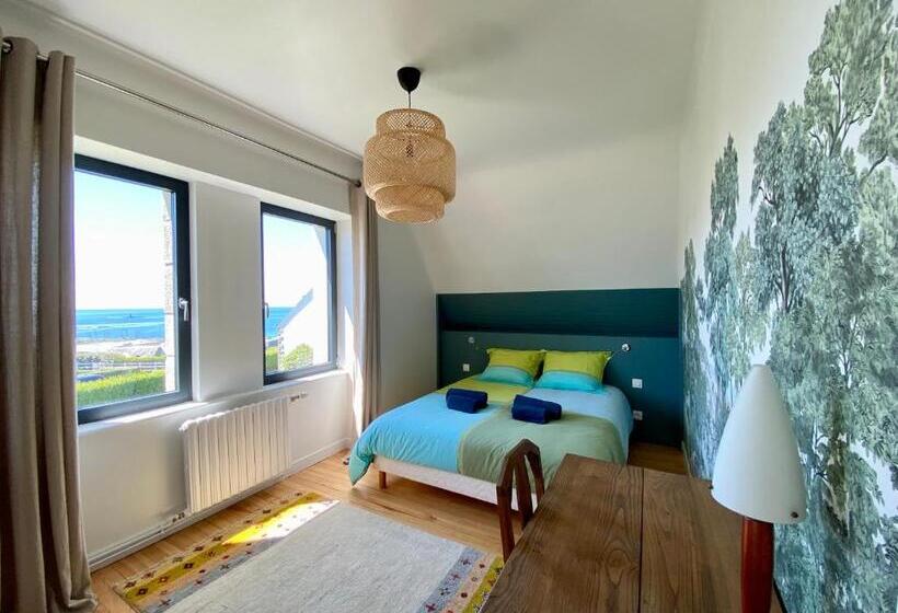 Superbe Villa Vue Sur Mer, Corniche De La Plage