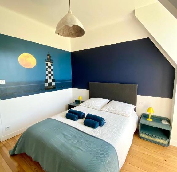 Superbe Villa Vue Sur Mer, Corniche De La Plage