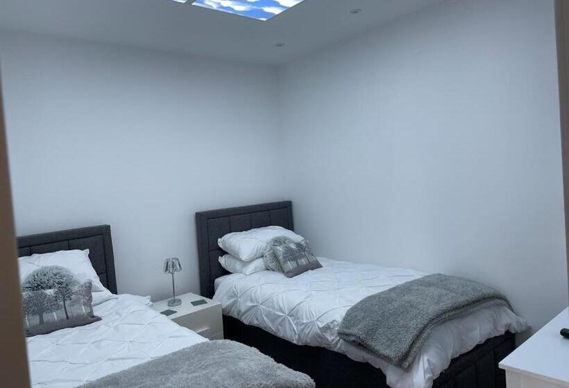 The Old Piggery Barn